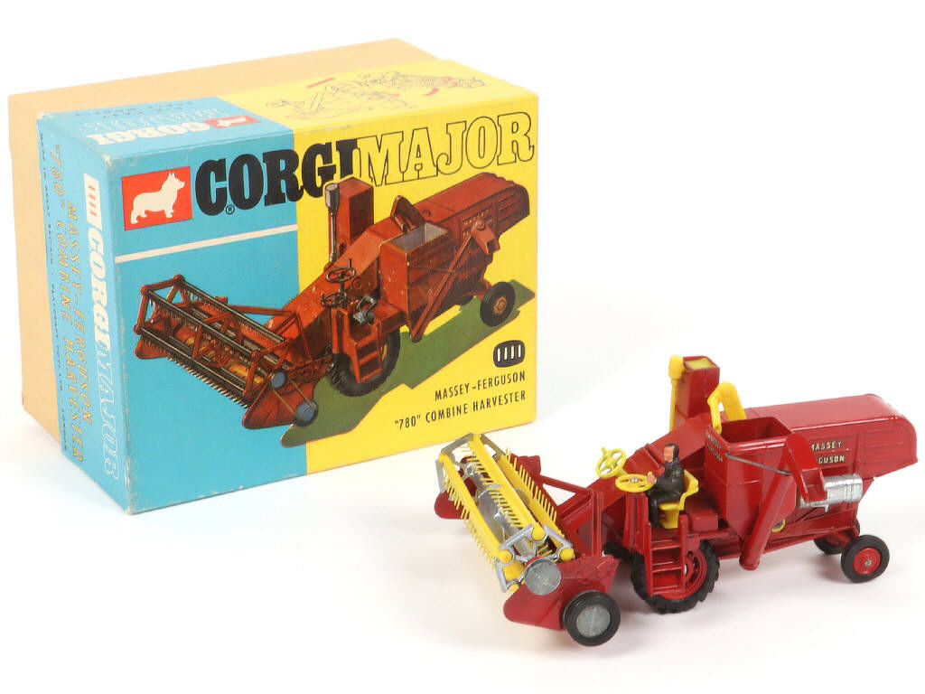 Lot 119 - CORGI TOYS (GB) (1)