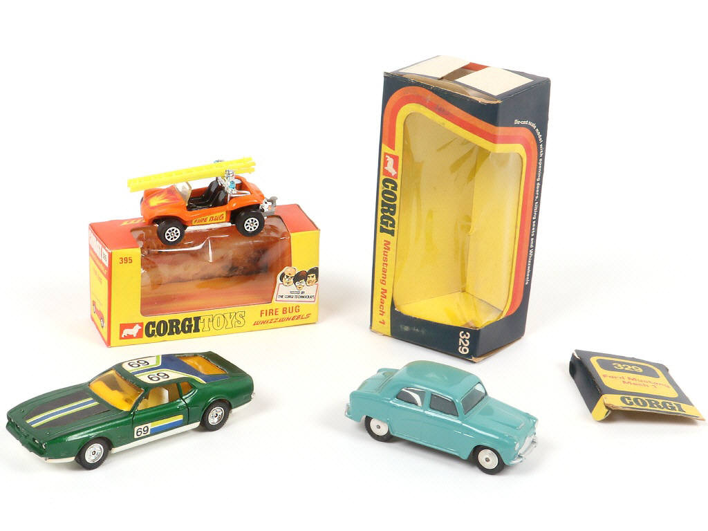 Lot 141 - CORGI TOYS (GB) (3)