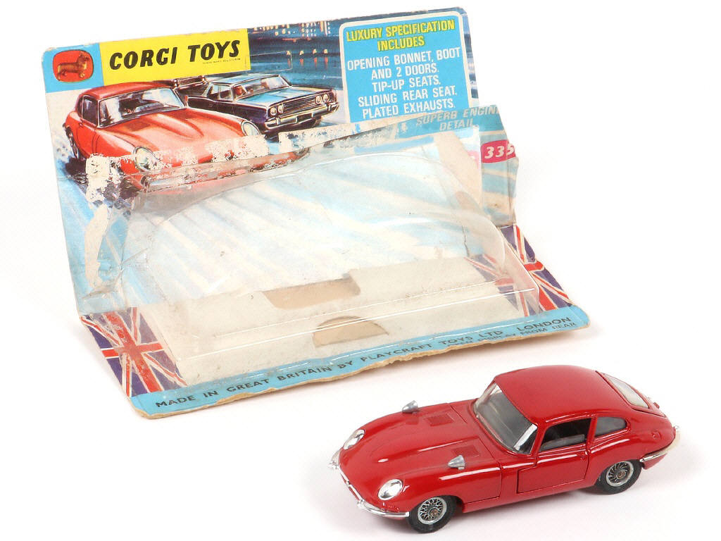 Lot 127 - CORGI TOYS (GB) (1)