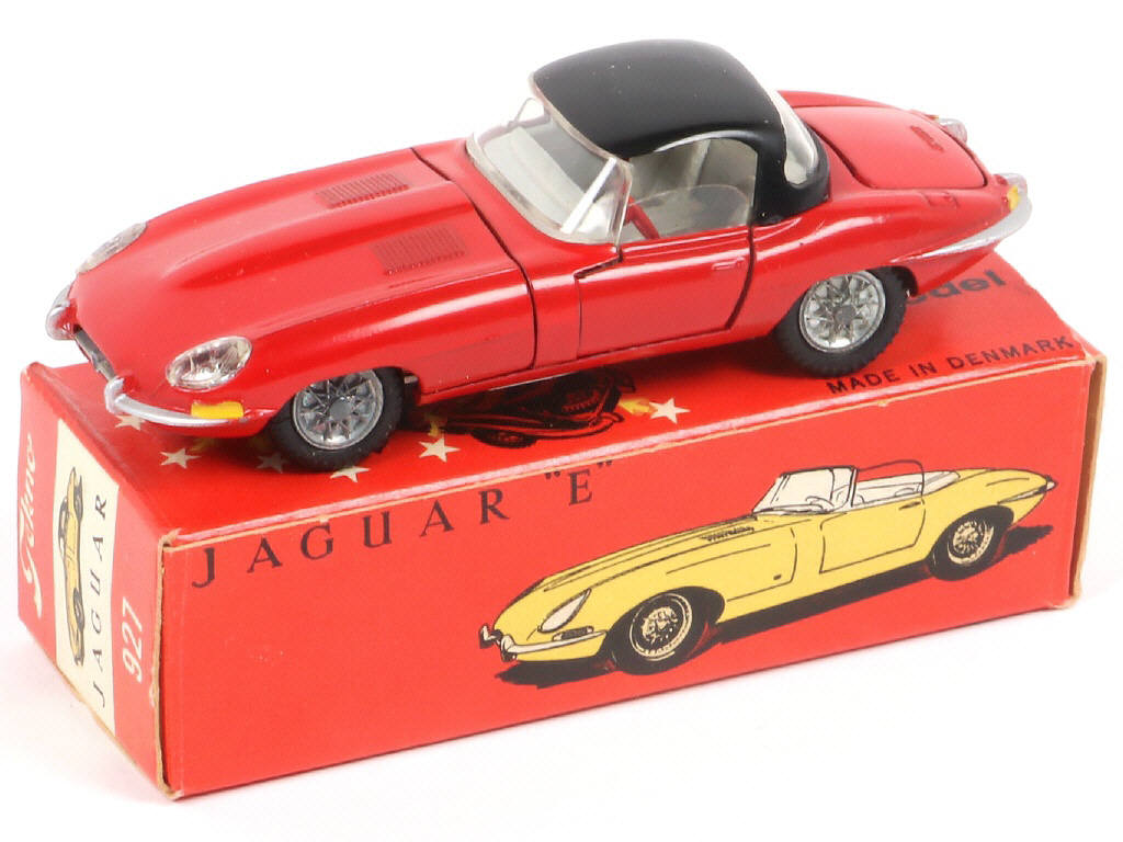 Lot 100 - TEKNO (DANEMARK) (1)