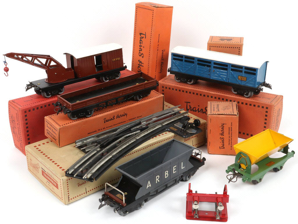 Lot 8 - HORNBY 'O' (FRANCE) (7)