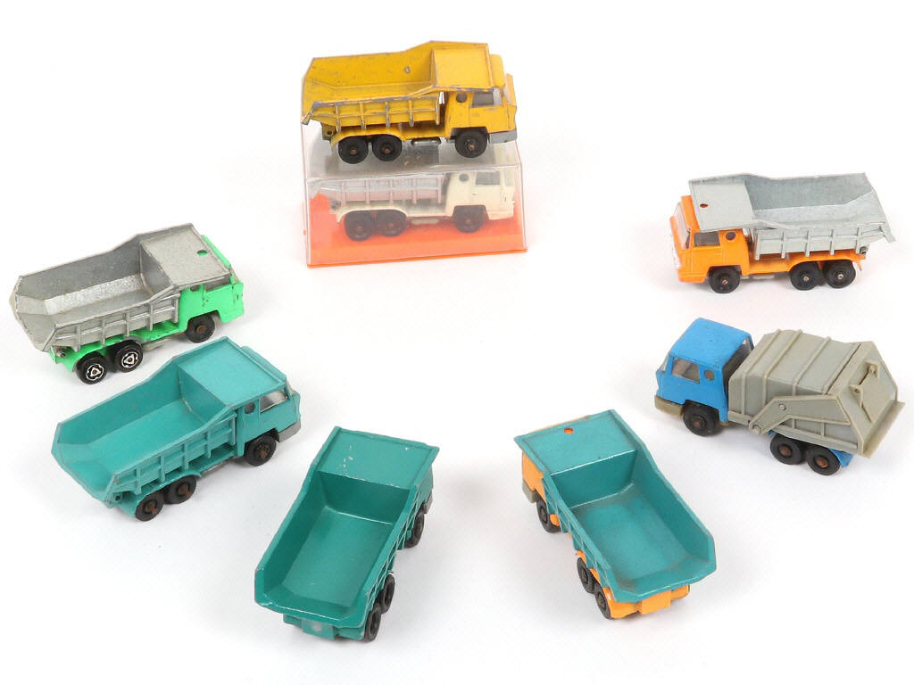 Lot 214 - MAJORETTE (FRANCE) (8)