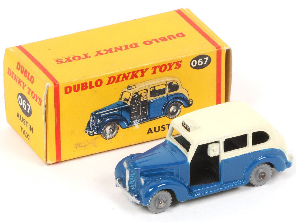 Lot 255 - DINKY TOYS (GB) (1)
