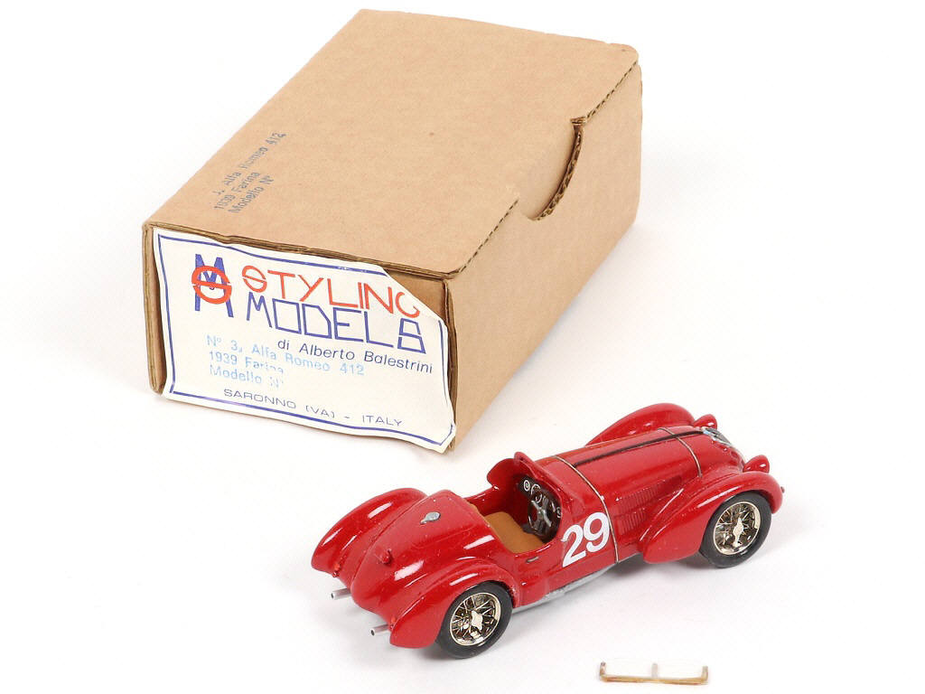 Lot 93 - STYLING MODELS (ITALIE) (1)