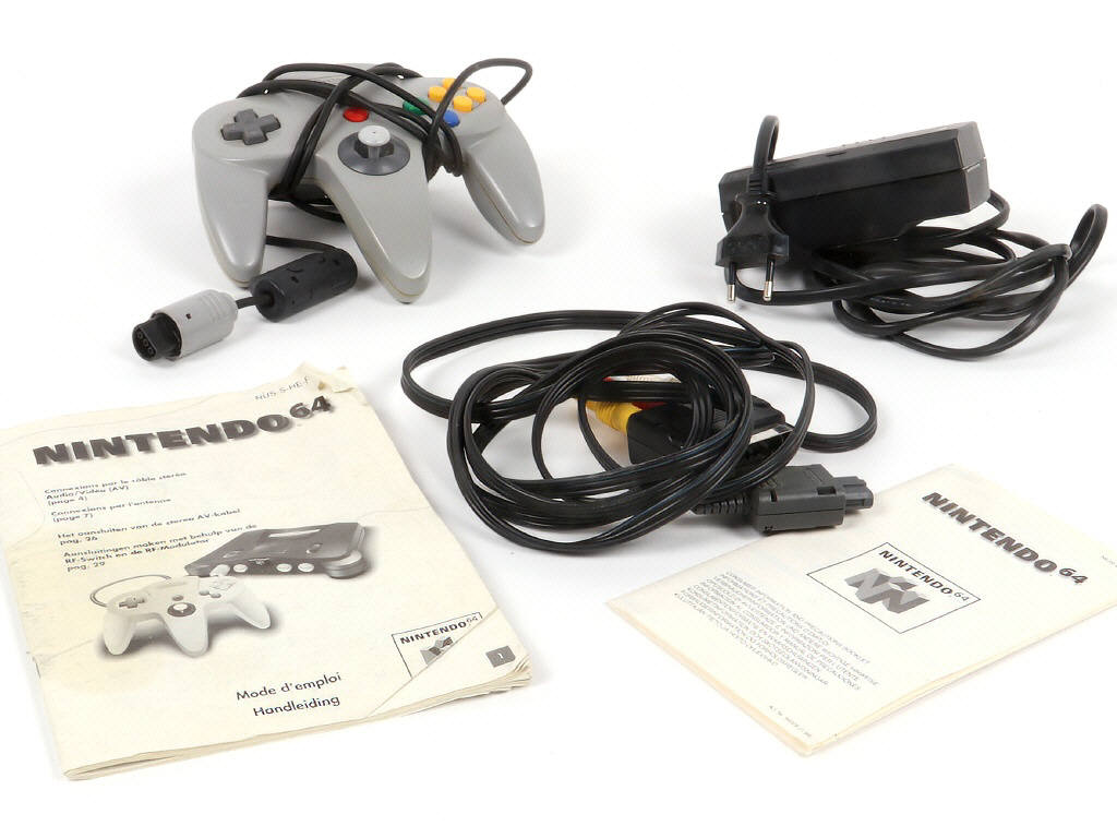 Lot 6 - NINTENDO (JAPON) (1)