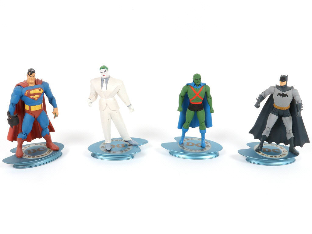 Lot 161 - DIVERS (16)