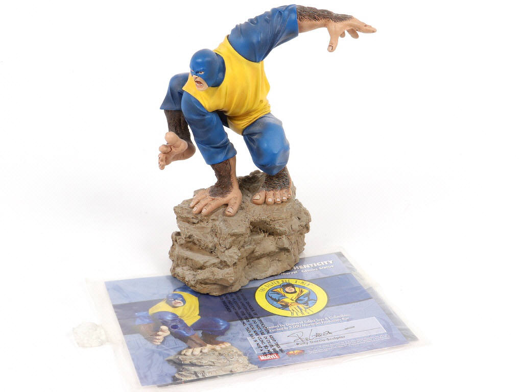 Lot 145 - DIVERS (3)
