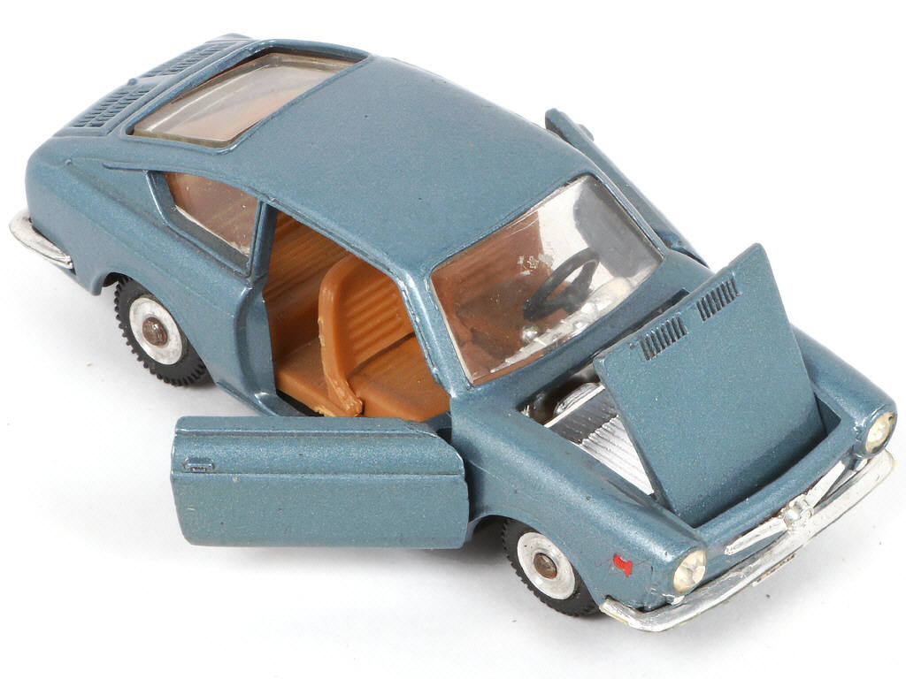 Lot 122 - POLITOYS (ITALIE) (1)