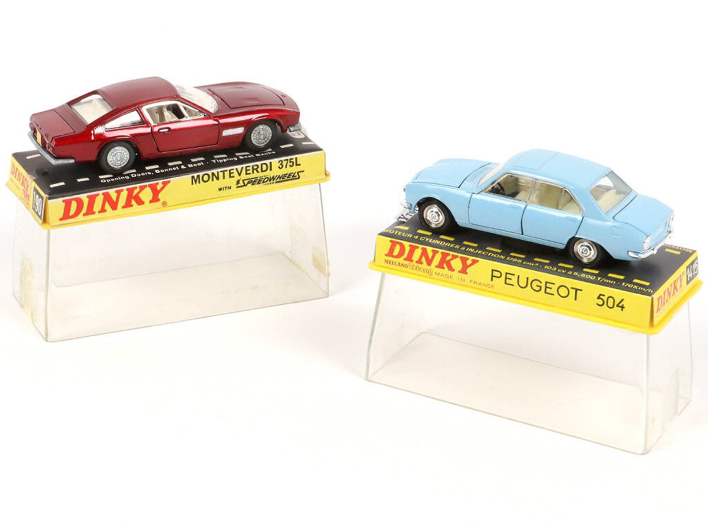 Lot 320 - DINKY TOYS (2)