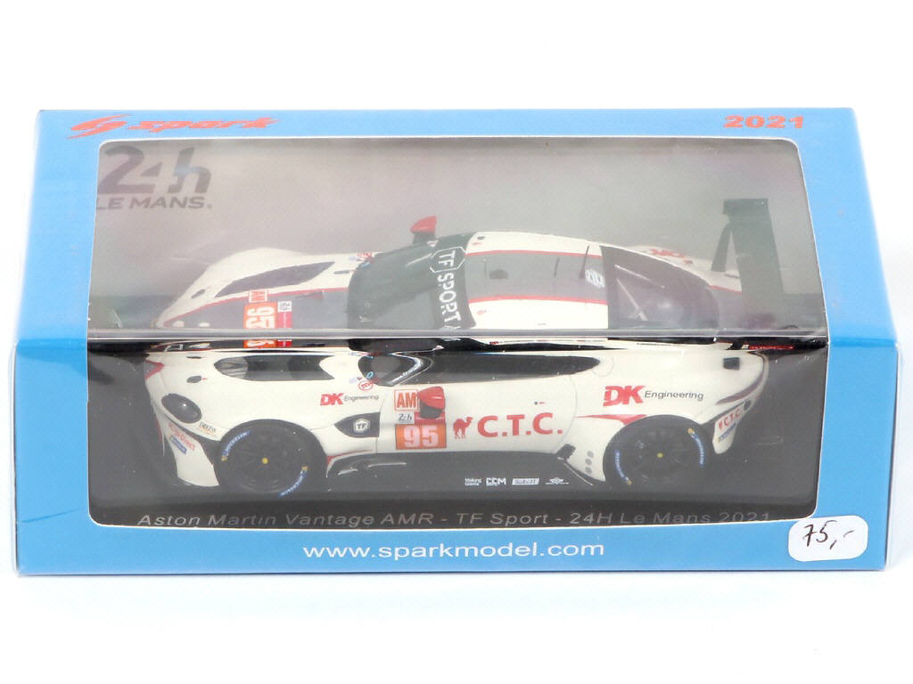 Lot 84 - SPARK (MACAU) (3)