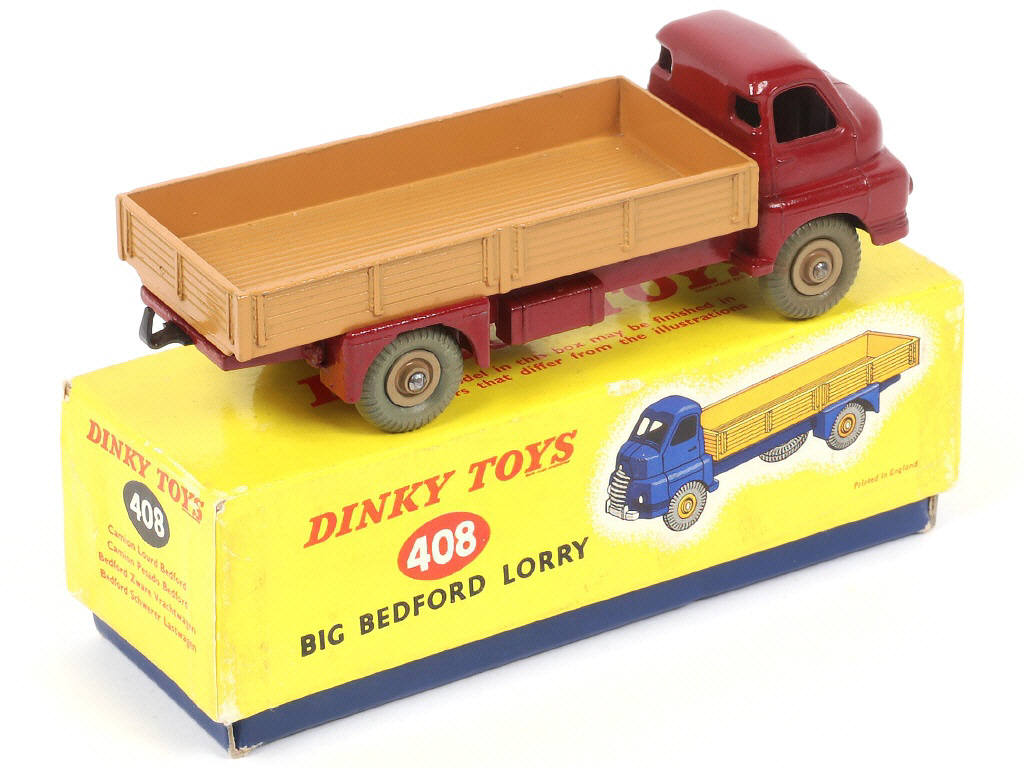Lot 304 - DINKY TOYS (GB) (1)