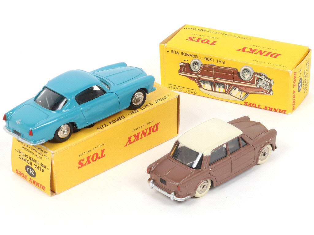 Lot 355 - DINKY TOYS (FRANCE) (2)