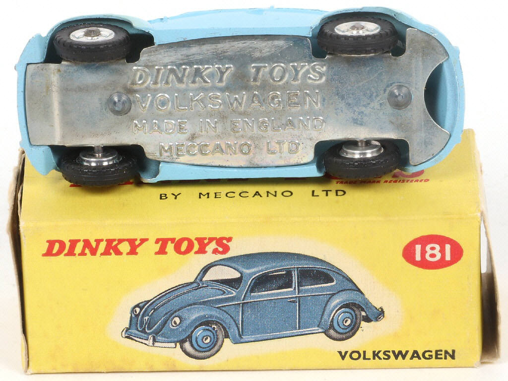 Lot 297 - DINKY TOYS (GB) (1)
