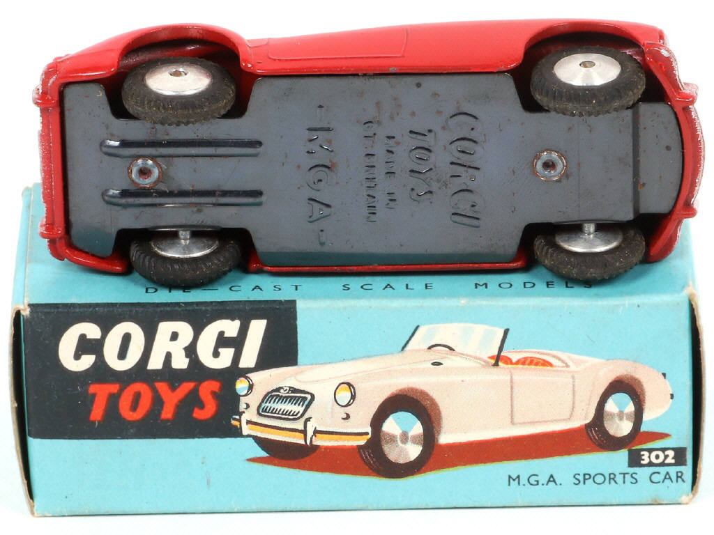 Lot 172 - CORGI TOYS (GB) (1)