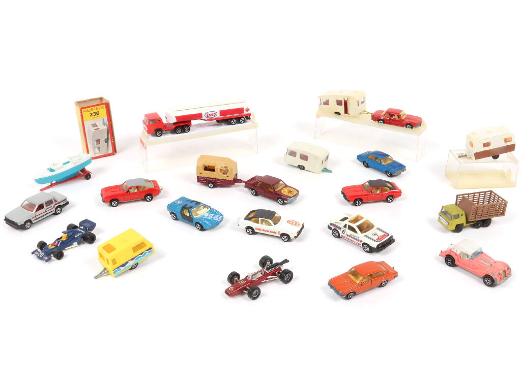 Lot 195 - MAJORETTE (FRANCE) (19)