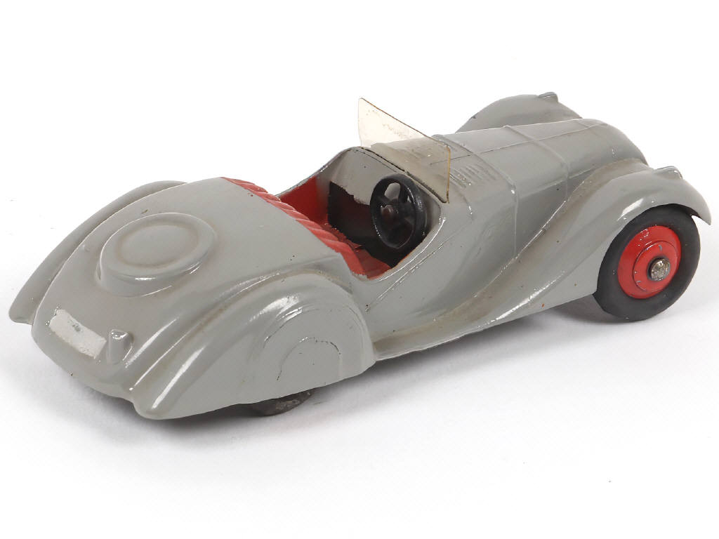 Lot 263 - DINKY TOYS (GB) (1)