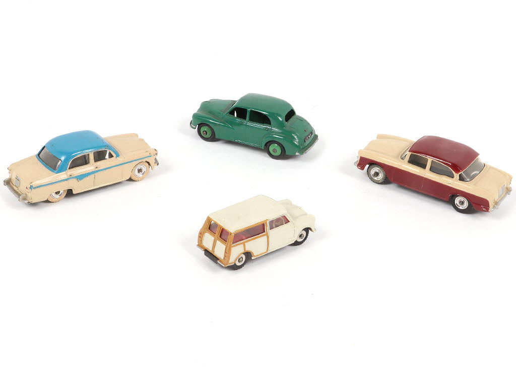 Lot 270 - DINKY TOYS (GB) (4)