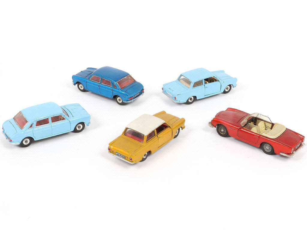 Lot 274 - DINKY TOYS (GB) (5)