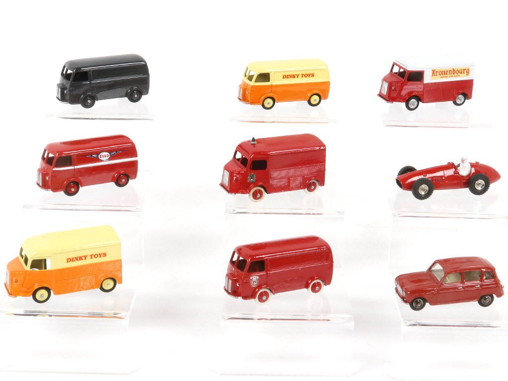 Lot 255 - DINKY TOYS (FRANCE) (9)
