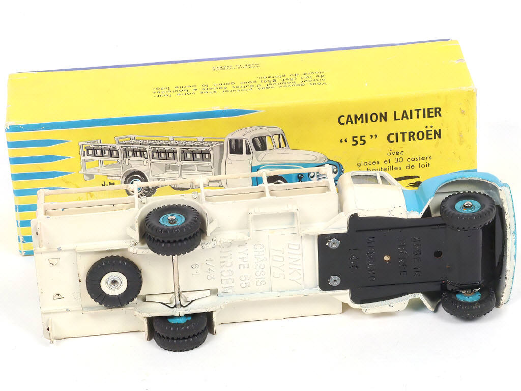 Lot 312 - DINKY TOYS (FRANCE) (1)