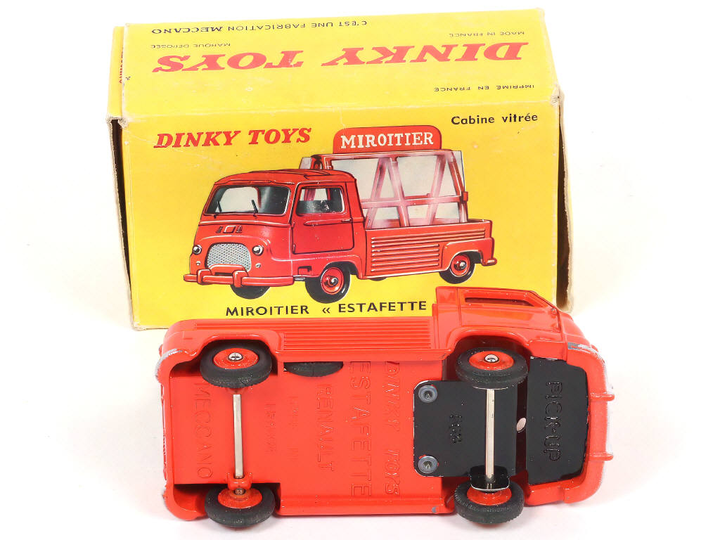 Lot 308 - DINKY TOYS (FRANCE) (1)