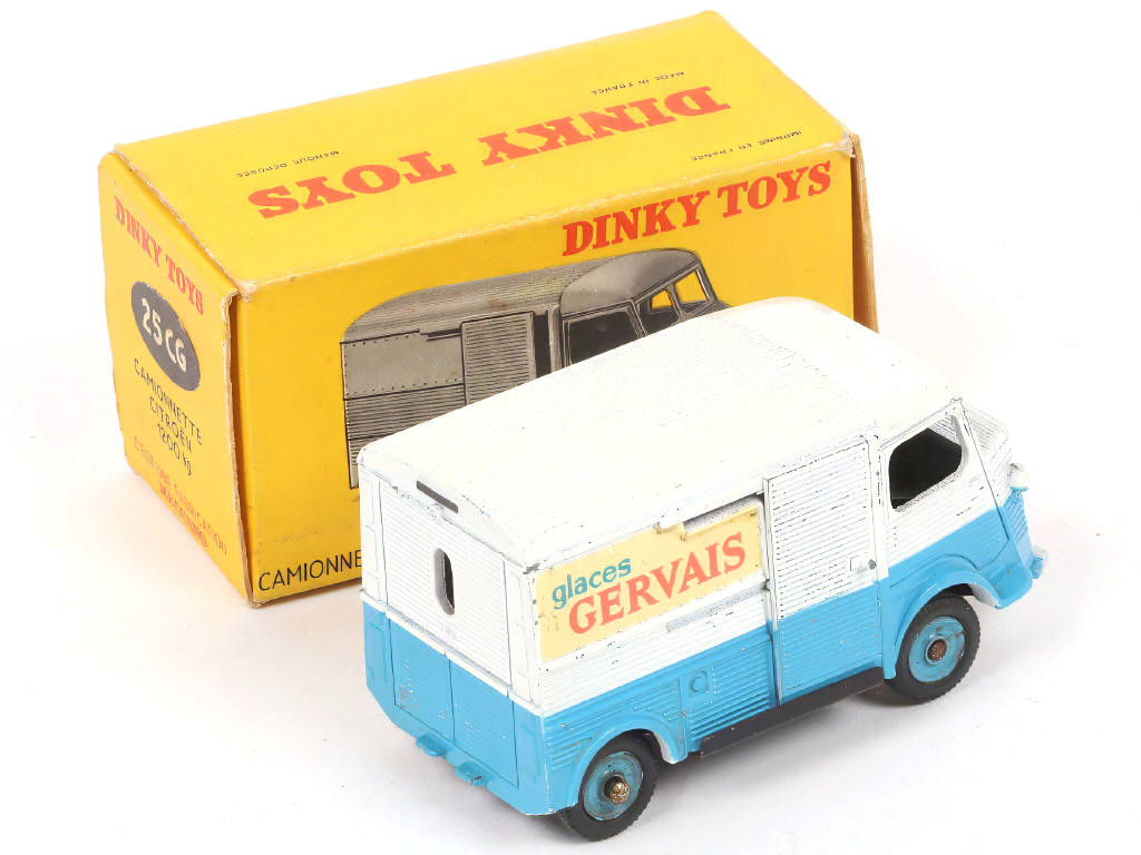Lot 307 - DINKY TOYS (FRANCE) (1)