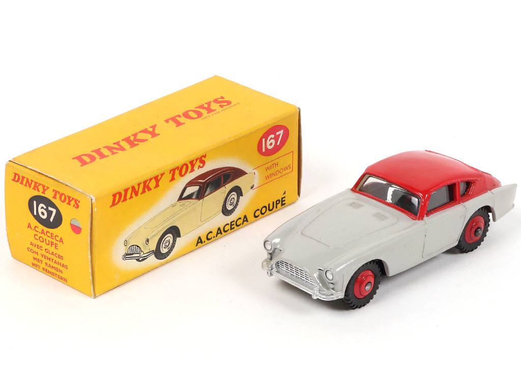Lot 268 - DINKY TOYS (GB) (1)