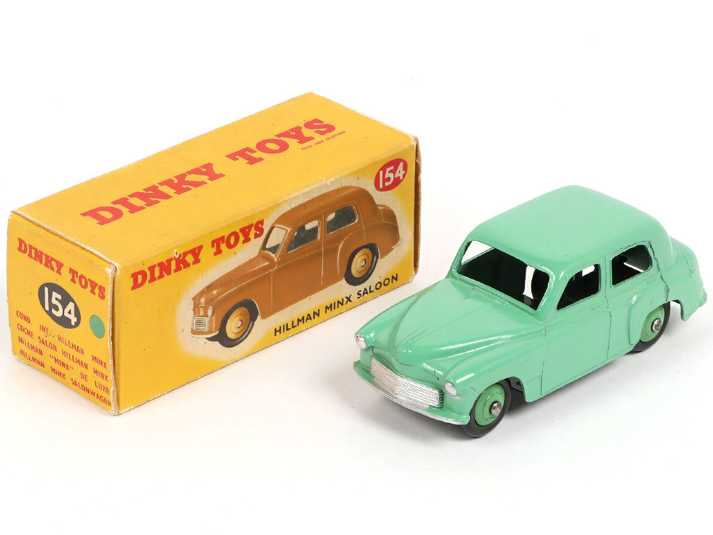 Lot 266 - DINKY TOYS (GB) (1)