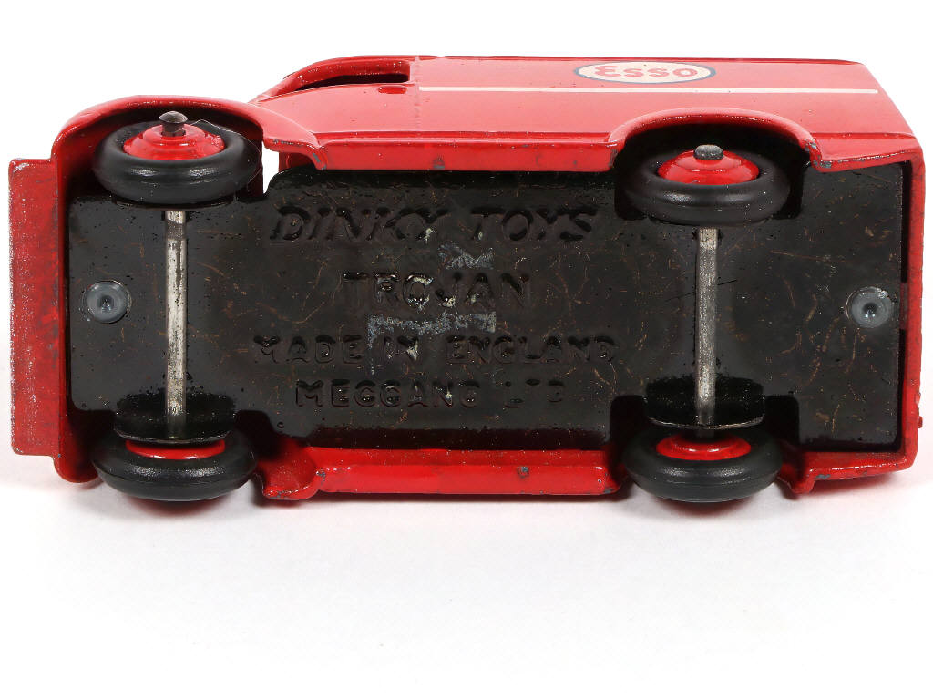 Lot 274 - DINKY TOYS (GB) (1)