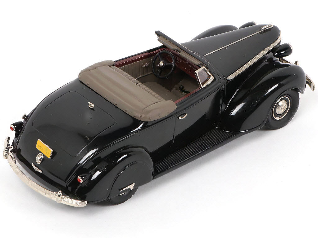 Lot 164 - BROOKLIN MODELS (GB) (1)