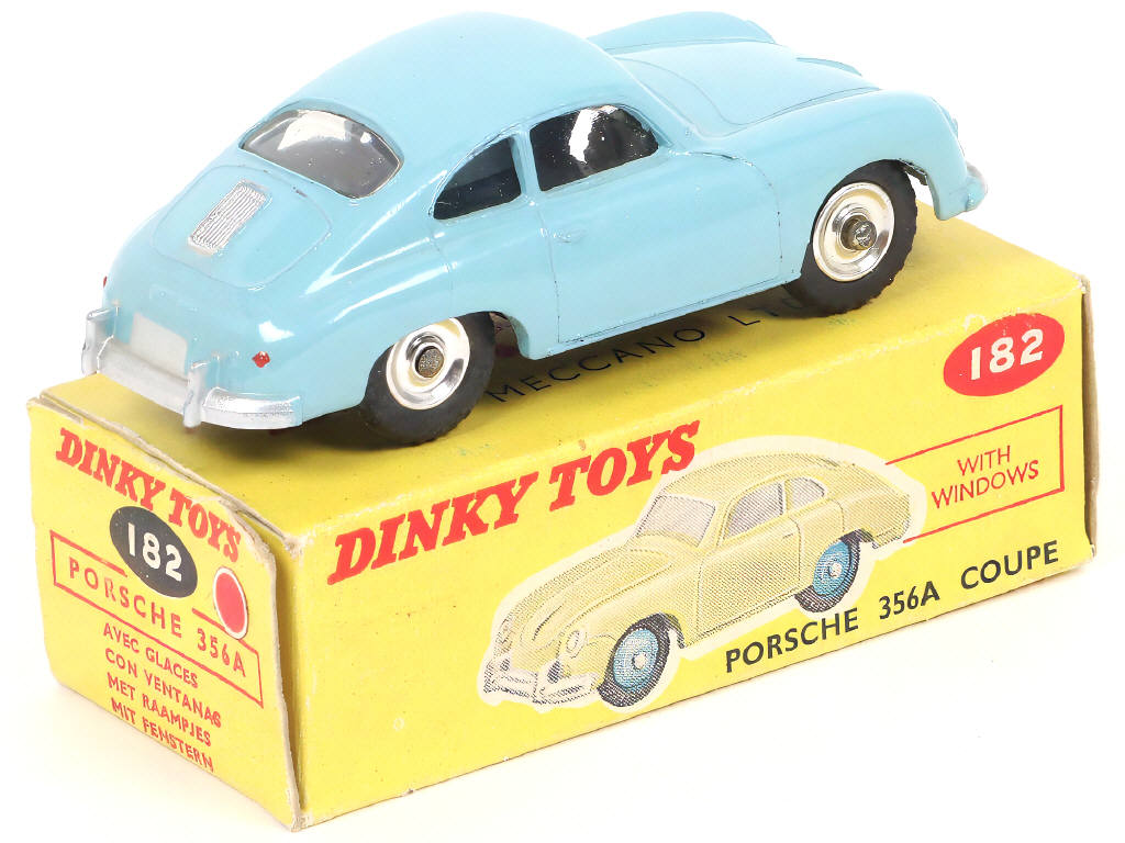 Lot 399 - DINKY TOYS (GB) (1)