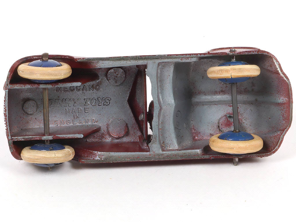 Lot 378 - DINKY TOYS (GB) (1)