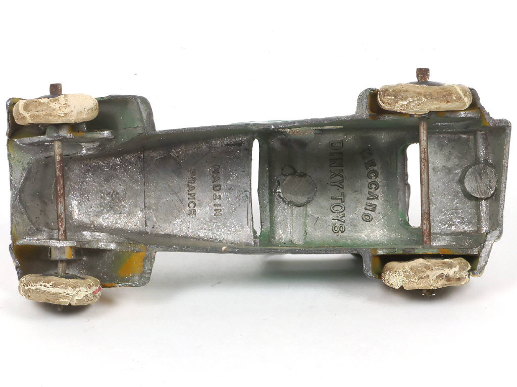 Lot 291 - DINKY TOYS (FRANCE) (1)
