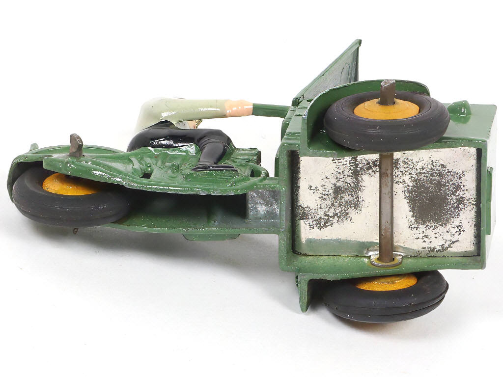 Lot 293 - DINKY TOYS (FRANCE) (1)