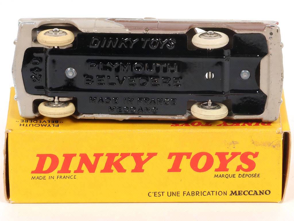 Lot 321 - DINKY TOYS (FRANCE) (1)
