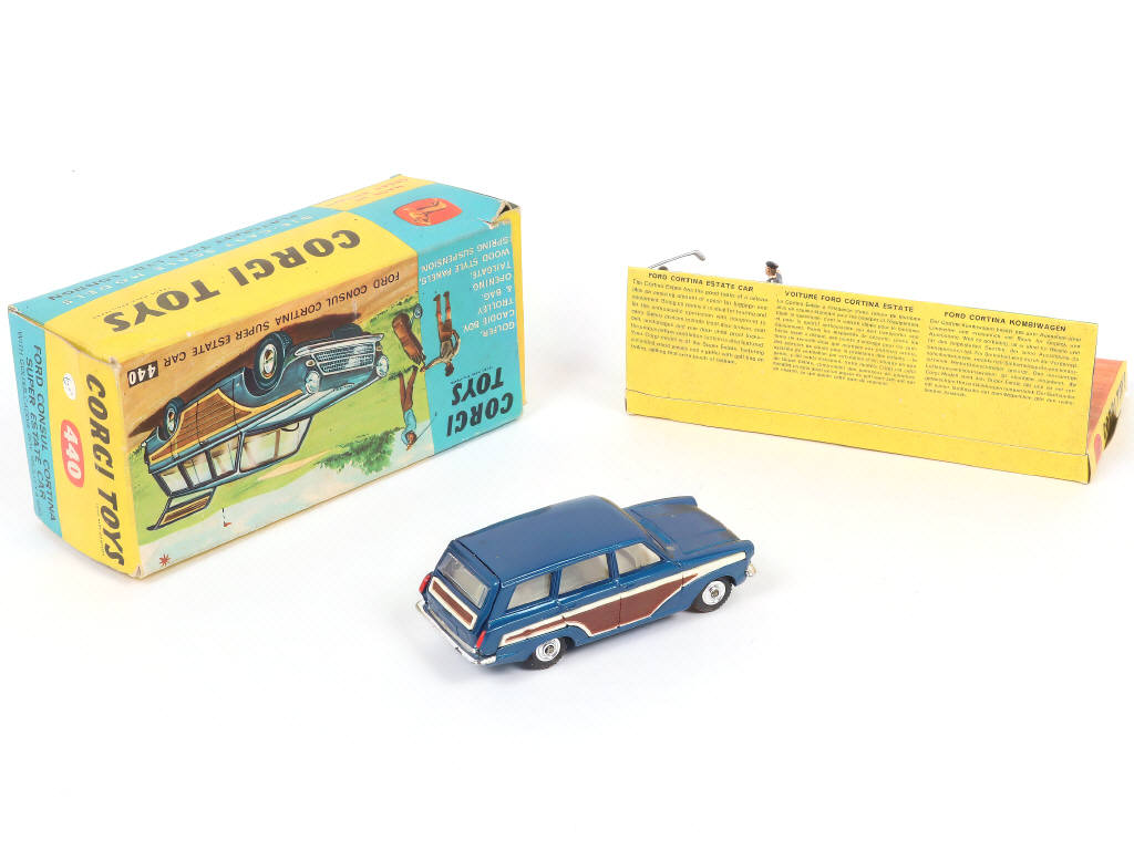 Lot 220 - CORGI TOYS (GB) (1)