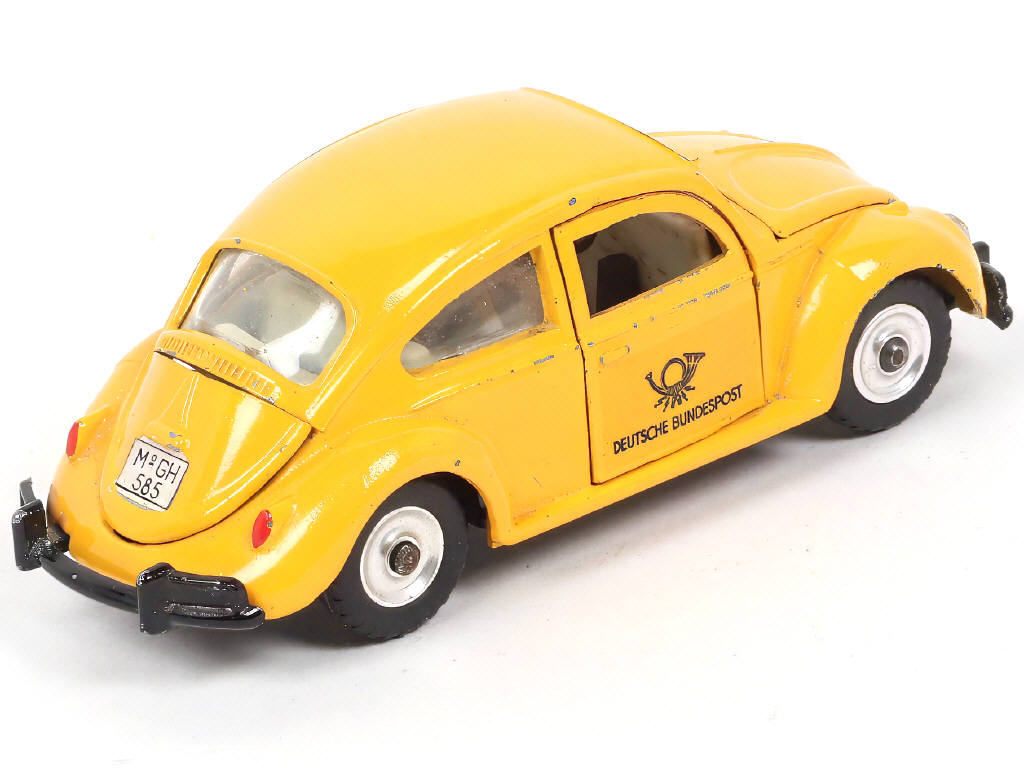 Lot 385 - DINKY TOYS (GB) (1)