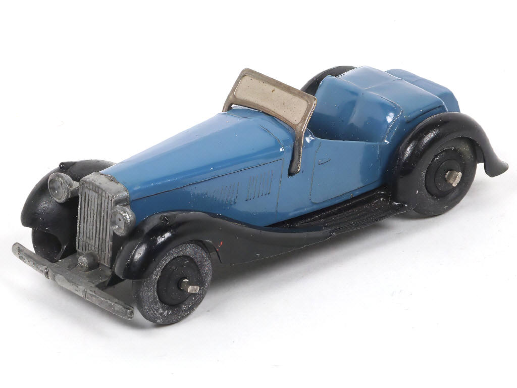 Lot 382 - DINKY TOYS (GB) (1)