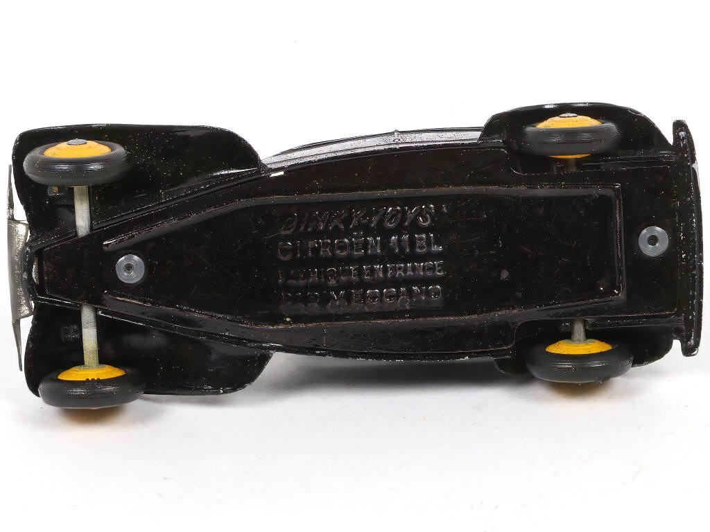 Lot 296 - DINKY TOYS (FRANCE) (1)