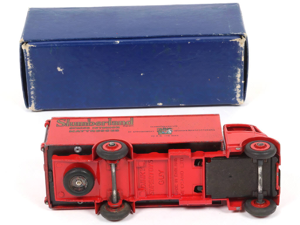 Lot 408 - DINKY TOYS (GB) (1)