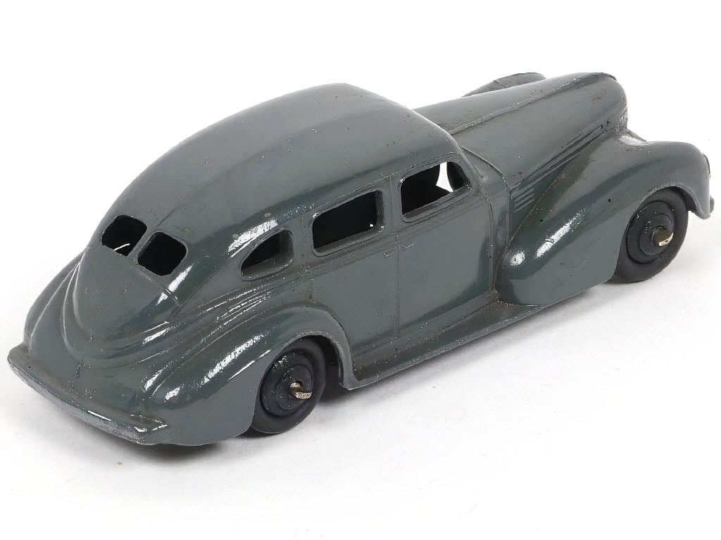 Lot 383 - DINKY TOYS (GB) (1)