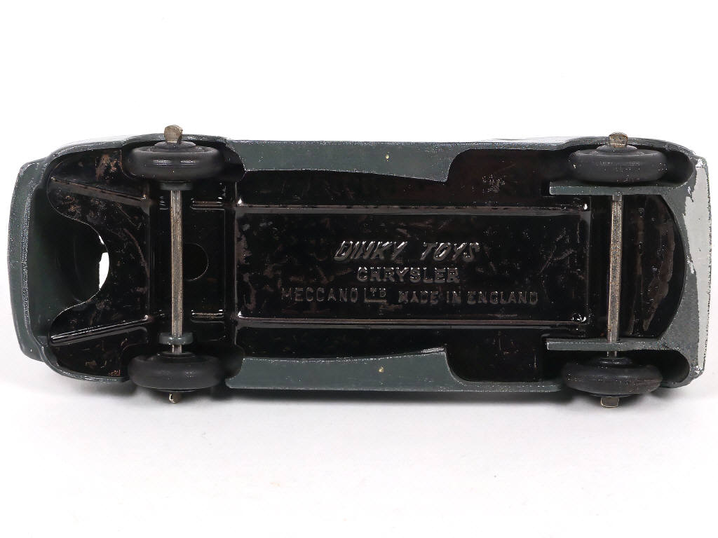 Lot 383 - DINKY TOYS (GB) (1)