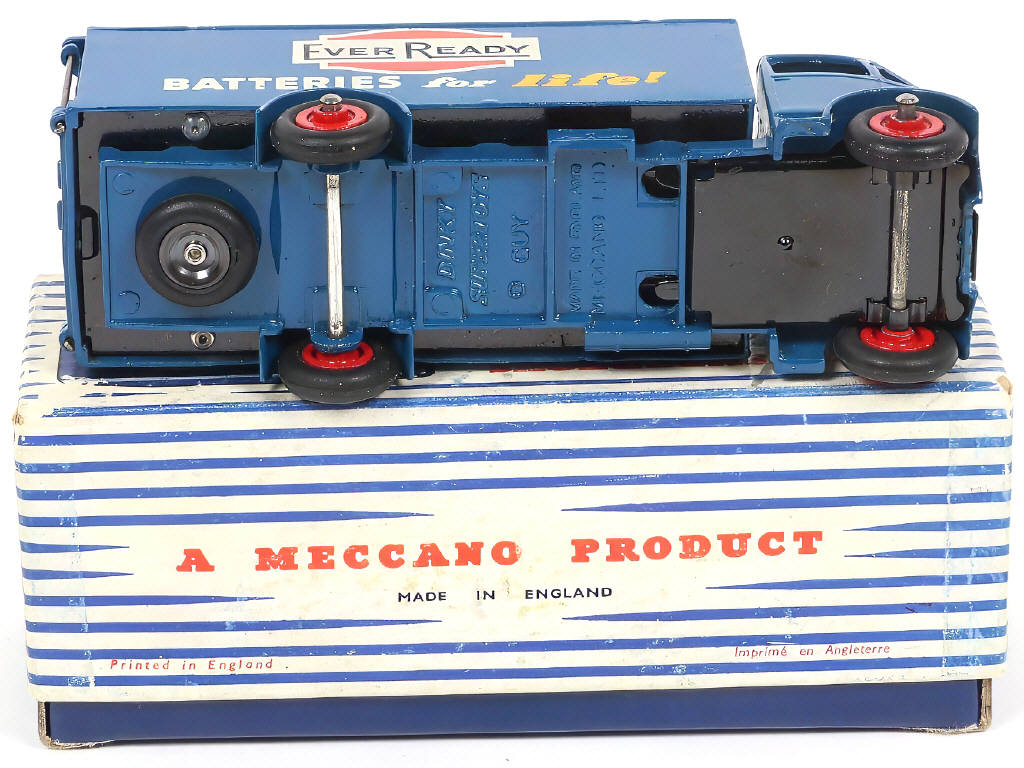 Lot 409 - DINKY TOYS (GB) (1)