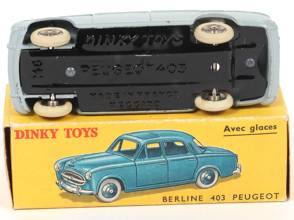 Lot 314 - DINKY TOYS (FRANCE) (1)