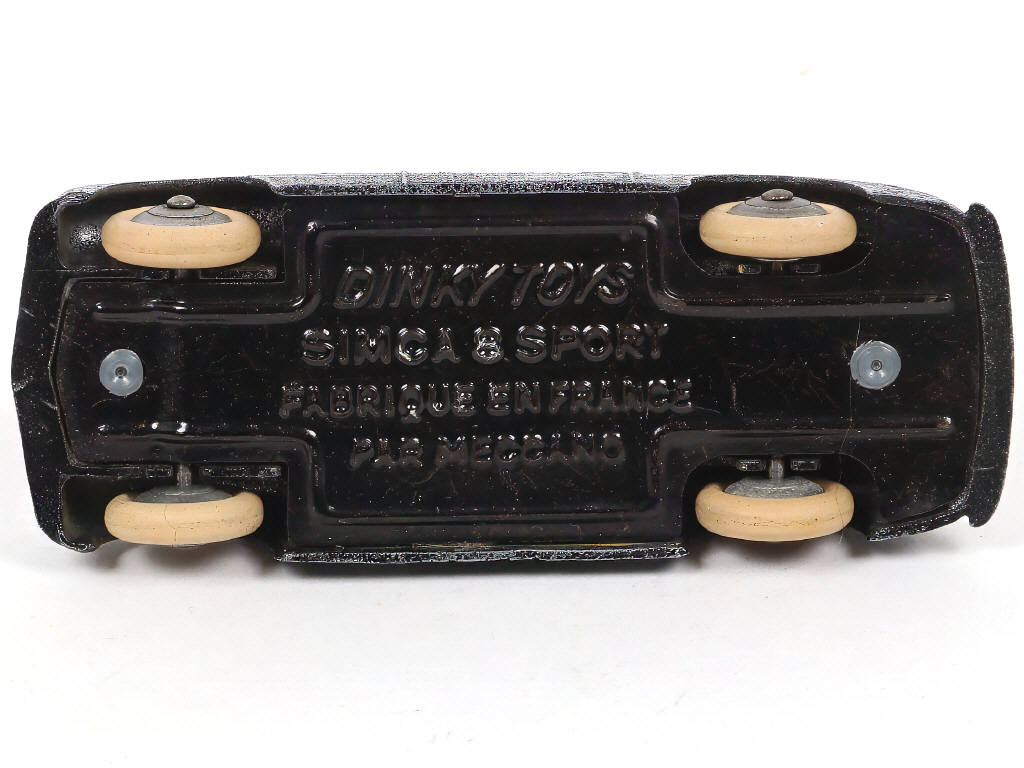 Lot 307 - DINKY TOYS (FRANCE) (1)