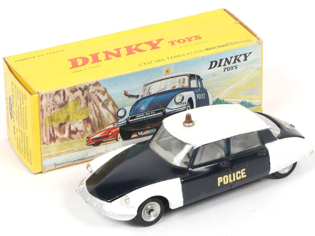 Lot 345 - DINKY TOYS (FRANCE) (1)
