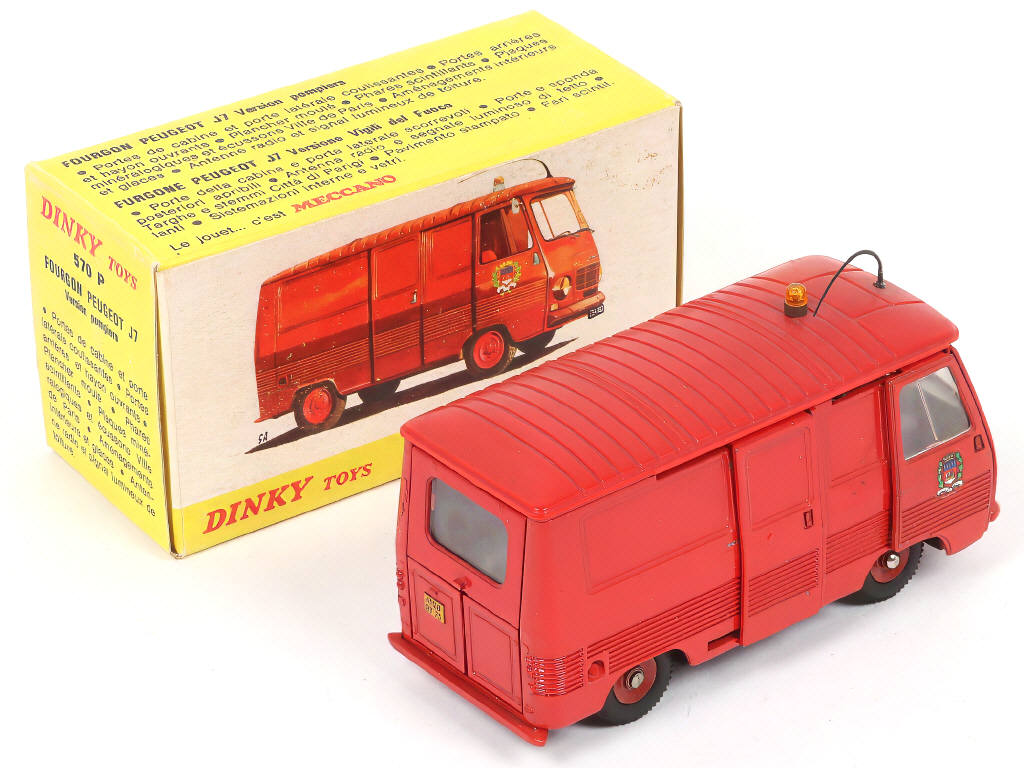 Lot 361 - DINKY TOYS (FRANCE) (1)