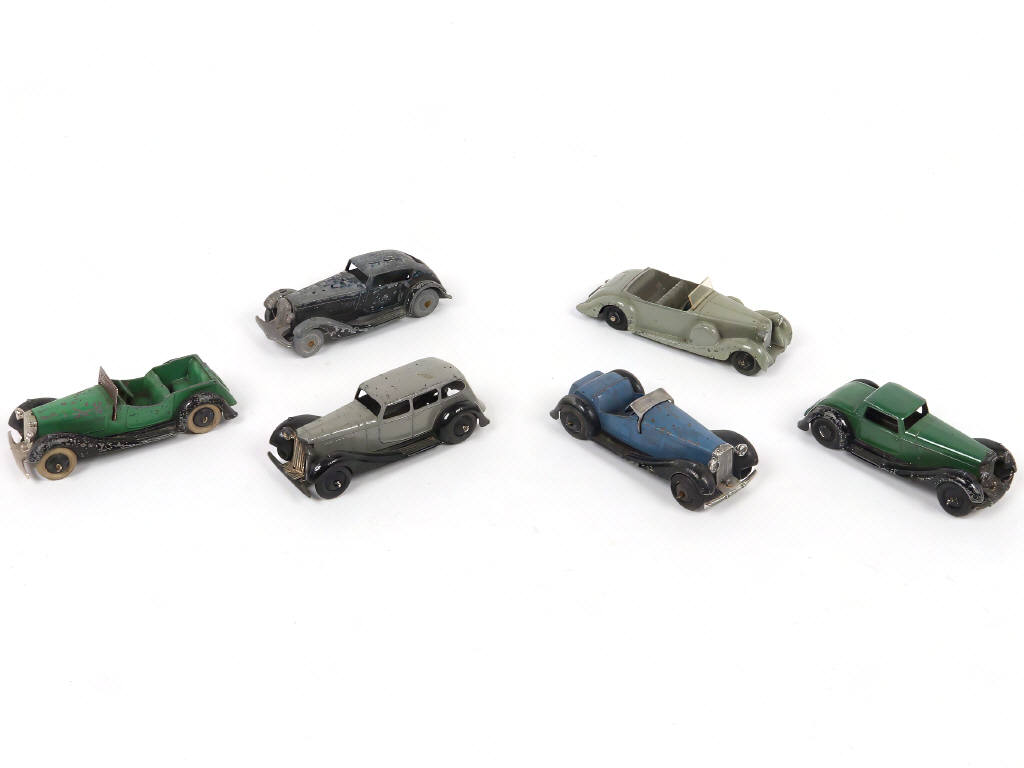 Lot 192 - DINKY TOYS (GB) (6)