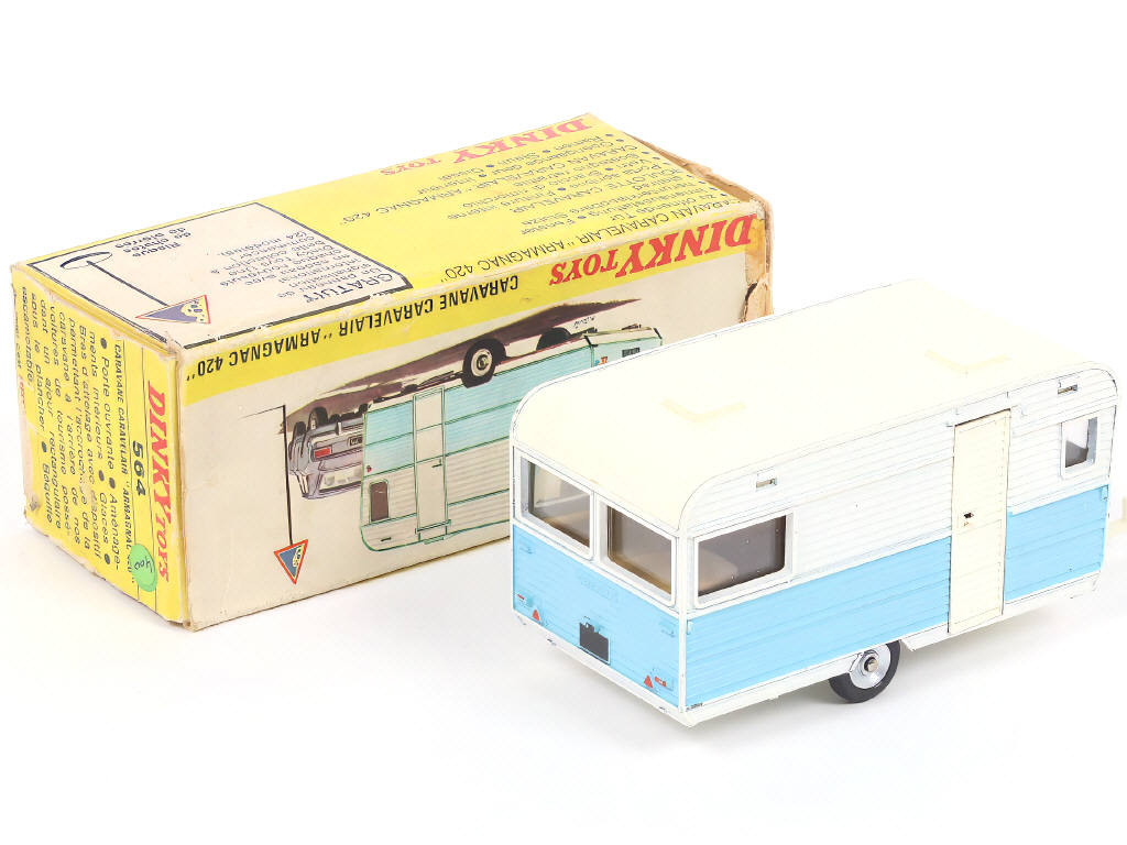 Lot 231 - DINKY TOYS (FRANCE) (1)