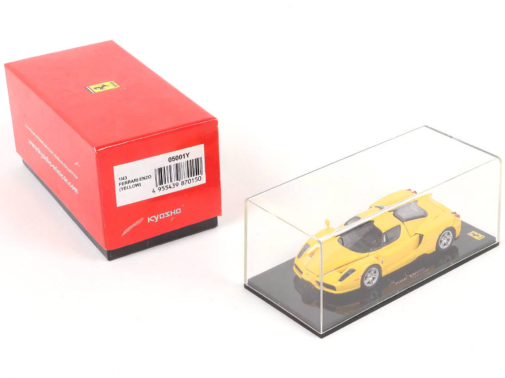 Lot 34 - KYOSHO (JAPON) (1)